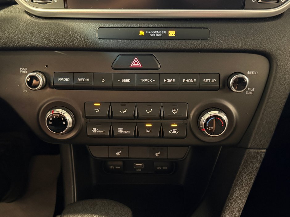 Kia Sportage LX 2021-21