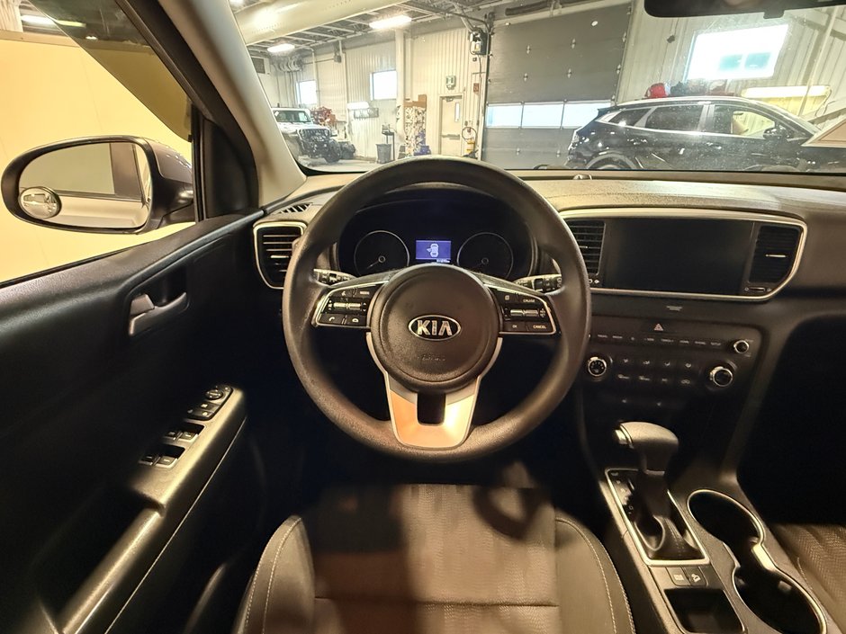 2021 Kia Sportage LX-13