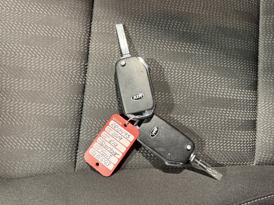 2021 Kia Sportage LX-26