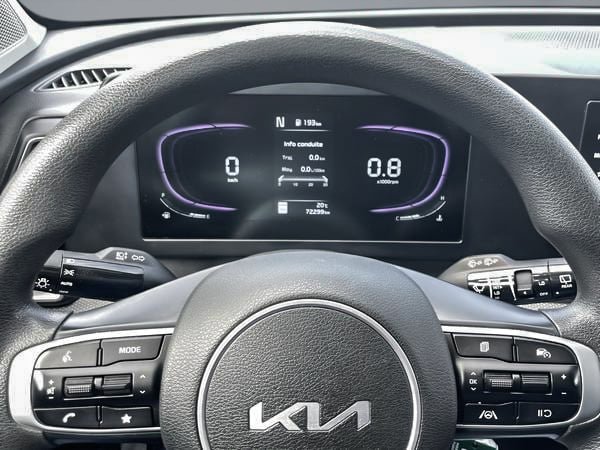 2023 Kia Sportage LX-18
