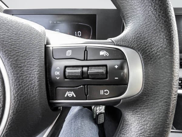 2023 Kia Sportage LX-12