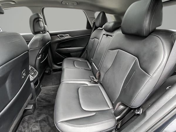 2023 Kia Sportage EX-19