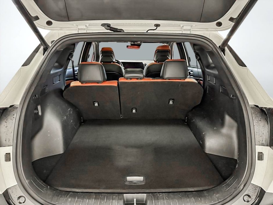 Kia Sportage EX PREMIUM 2023-30
