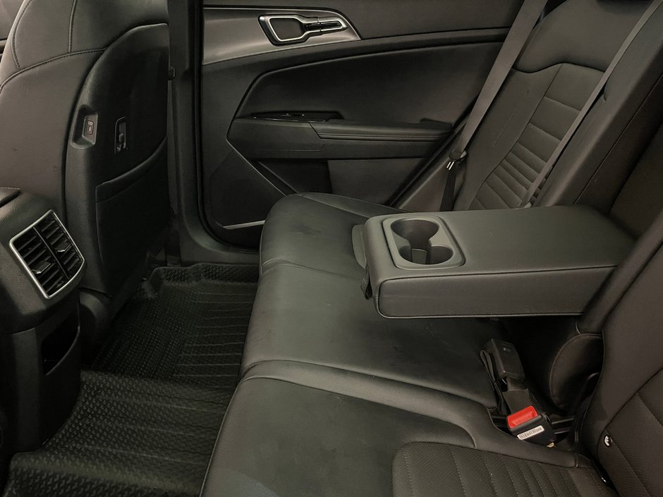 2023 Kia Sportage EX Premium AWD-28