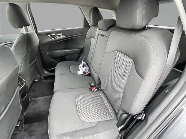 2023 Kia Sportage LX-18