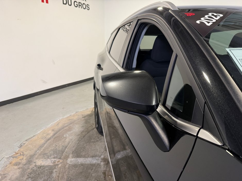 2023 Kia Sportage LX-8