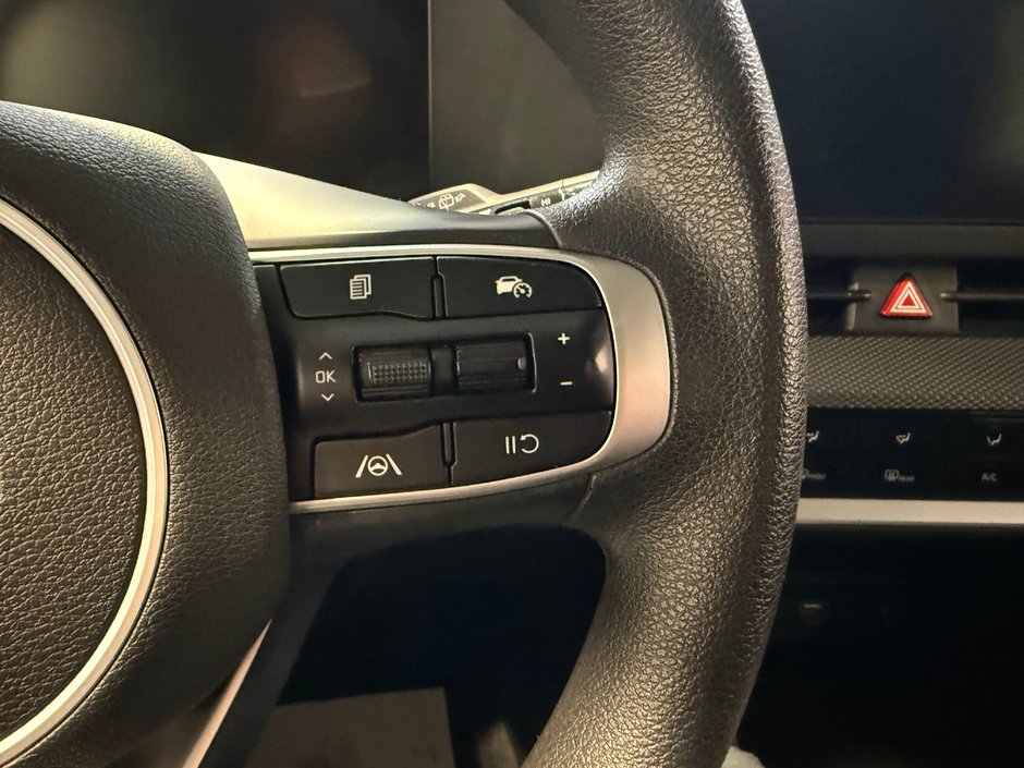 2023 Kia Sportage LX-15
