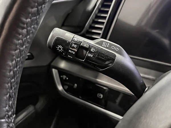 Kia Sportage EX PREMIUM 2023-17