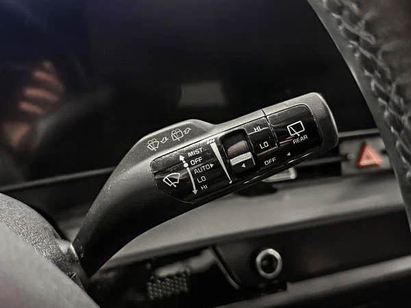 Kia Sportage EX PREMIUM 2023-18