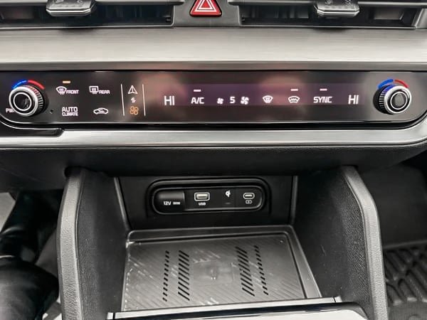 2024 Kia Sportage EX AWD-25
