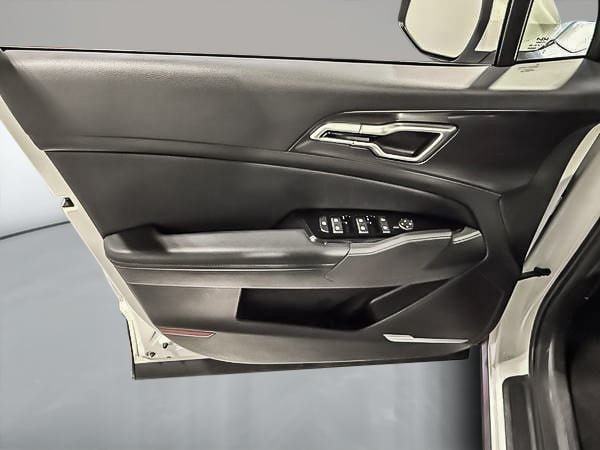 2024 Kia Sportage EX-11