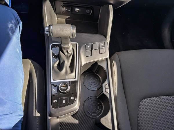 Kia Sportage LX AWD 2024-21