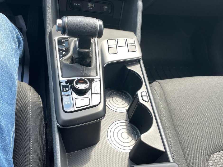 2024 Kia Sportage LX-17