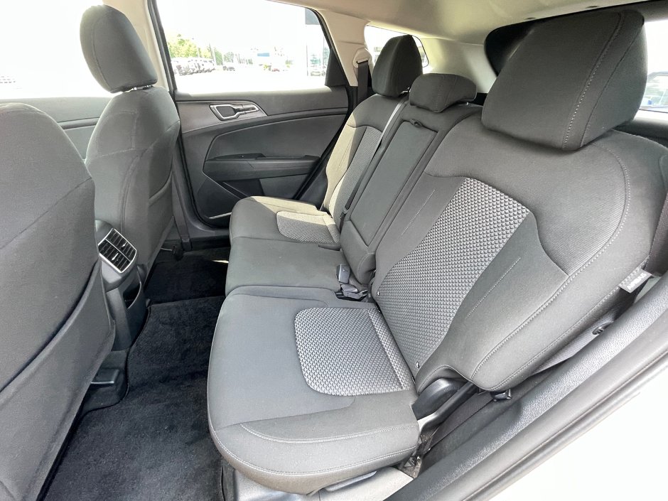 2024 Kia Sportage LX-19