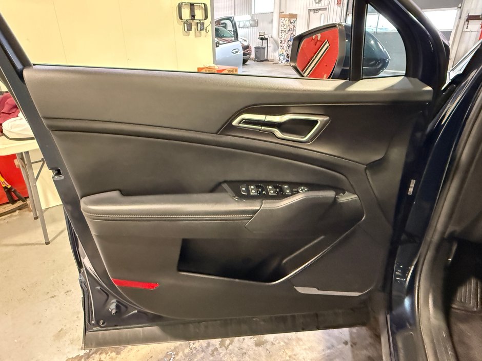 2024 Kia Sportage EX-11