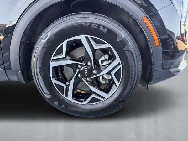 2024 Kia Sportage LX FWD-9