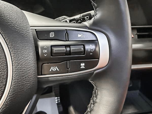 2025 Kia Sportage EX PREMIUM-16