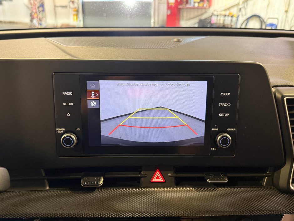 2025 Kia Sportage LX-20