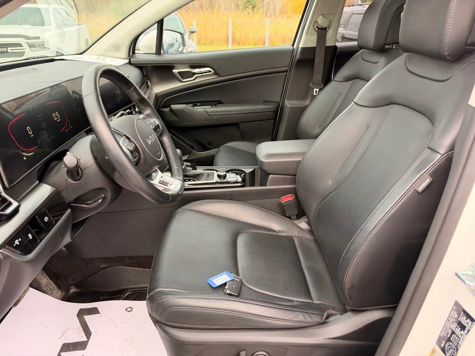 2025 Kia Sportage EX-12