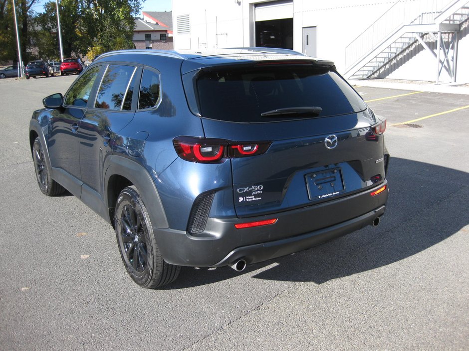2025 Mazda CX-50 GS-LUXE-3