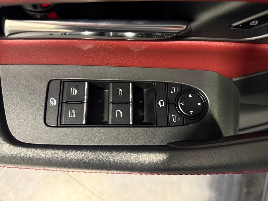 Mazda CX-70 hybride léger GT 2025-12