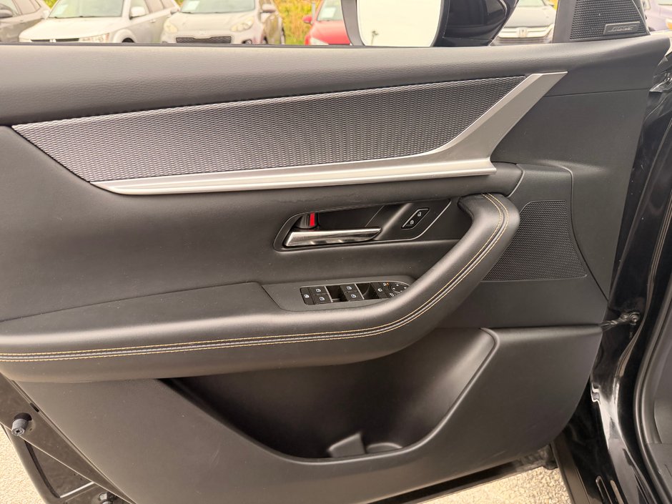 2024 Mazda CX-90 hybride rechargeable GT AWD-10