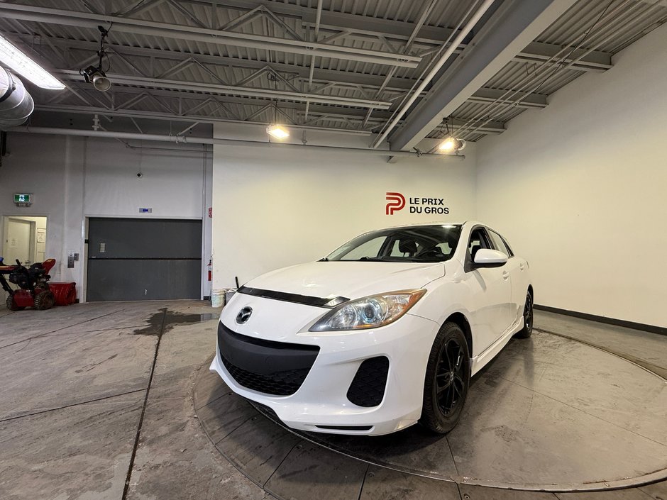 2012 Mazda 3 Sport GS SKY-6