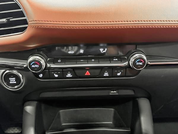 Mazda 3 Sport GT 2021-22