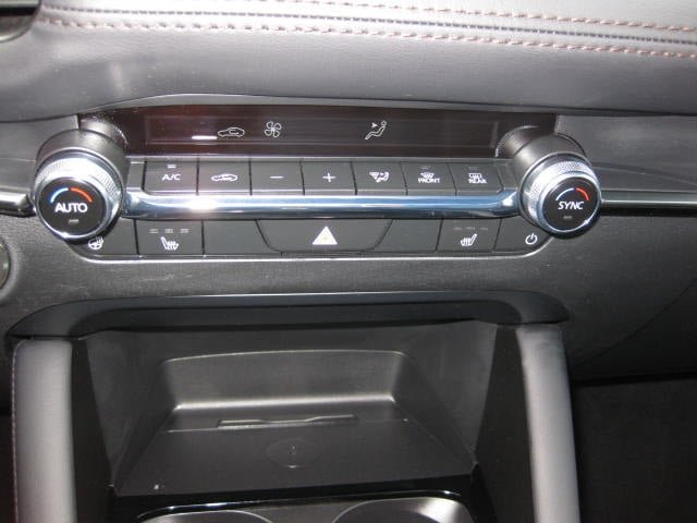 Mazda 3 Sport GT Turbo AWD 2024-18