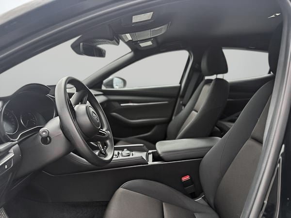 2025 Mazda 3 Sport GX-8