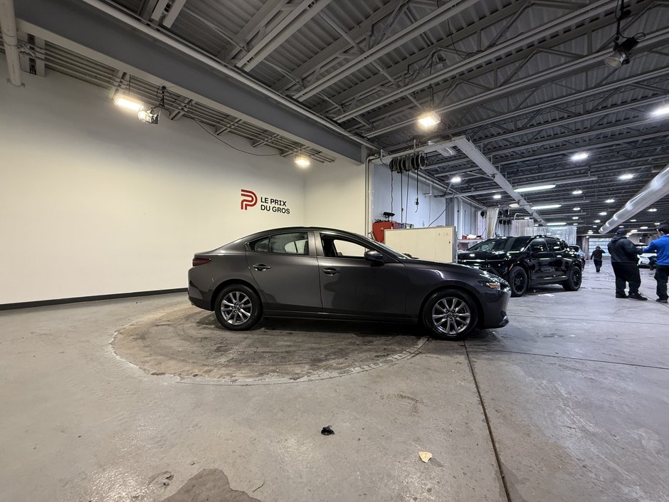 2021 Mazda 3 GS-1