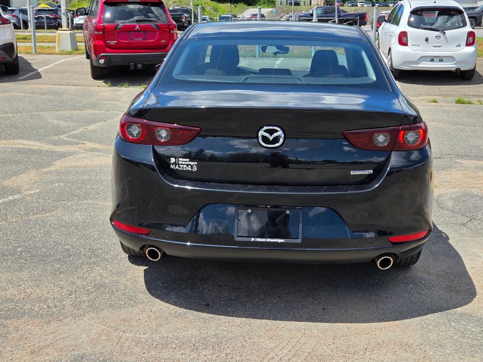 Mazda 3 GX 2022-3
