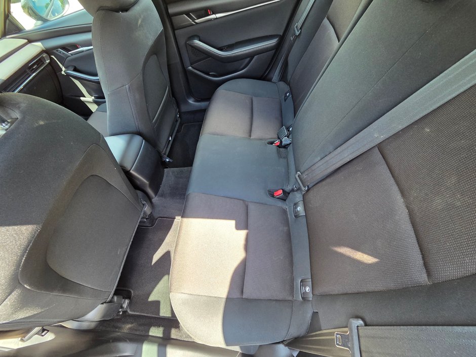 Mazda 3 GX 2022-16