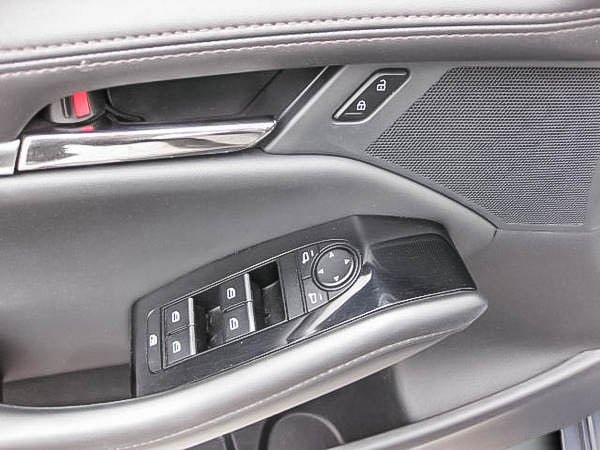 2023 Mazda 3 GS-LUXE-7