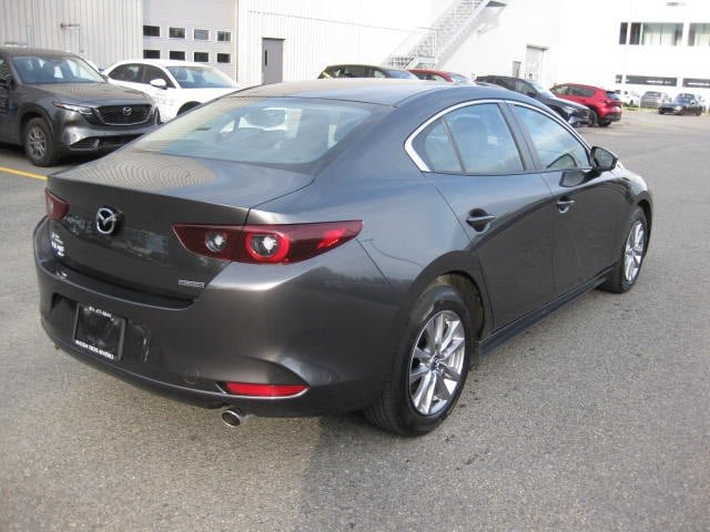 Mazda 3 GS 2023-4