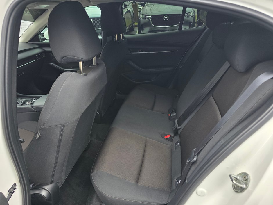 2024 Mazda 3 GX-10