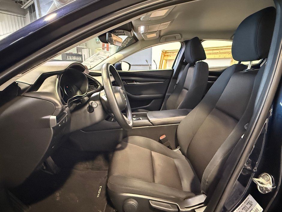 2025 Mazda 3 GX-12