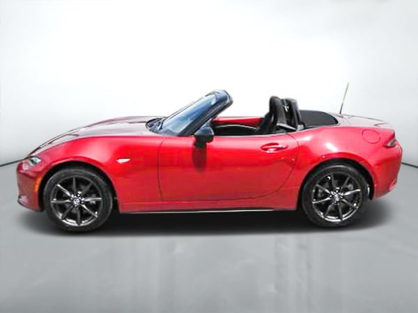 2017 Mazda MX-5 GX-8