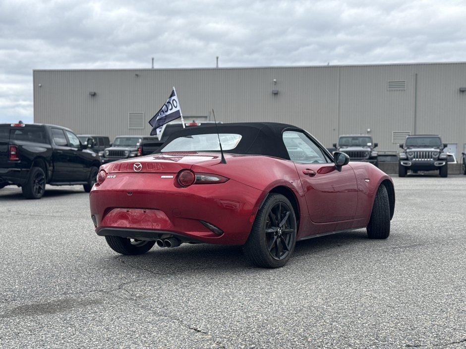 2020 Mazda MX-5 GS-2