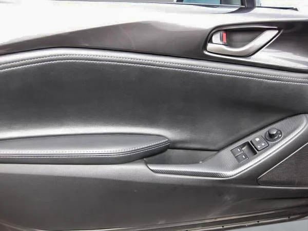 2021 Mazda MX-5 GS-13