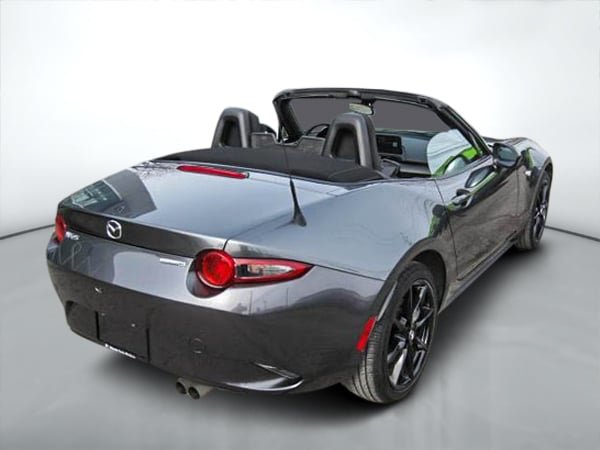 2021 Mazda MX-5 GS-10