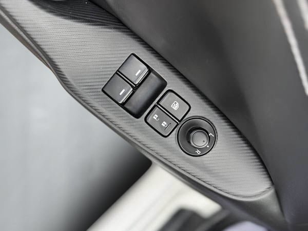 Mazda MX-5 100e anniversaire 2021-7