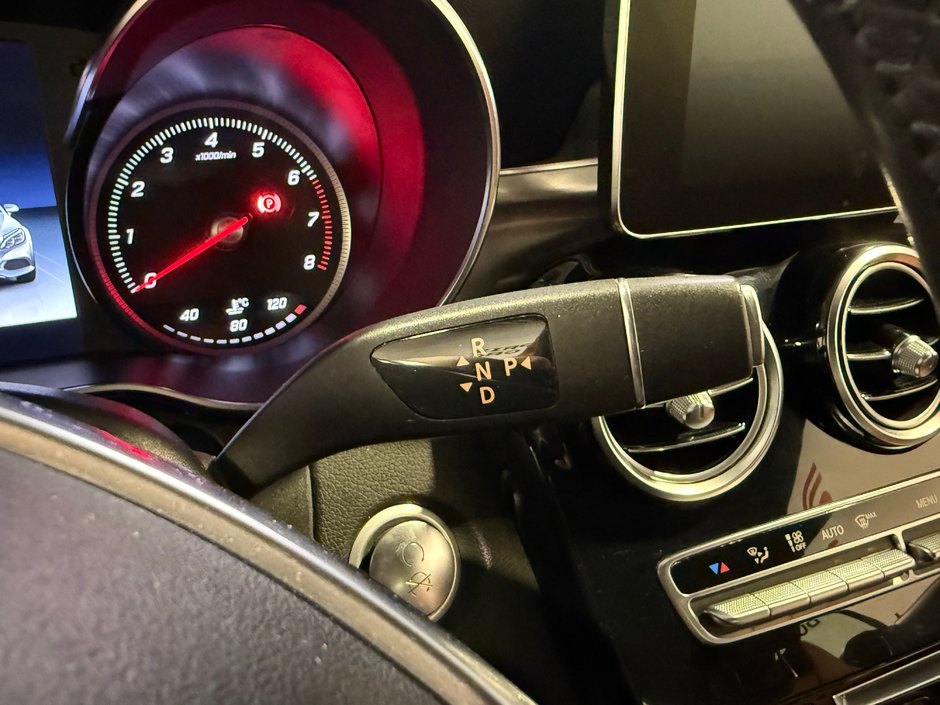 2018 Mercedes-Benz C-Class 300-17