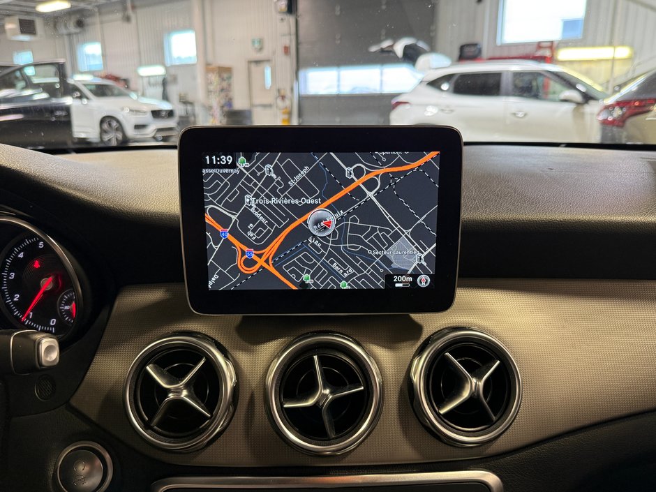 Mercedes-Benz GLA 250 2019-21