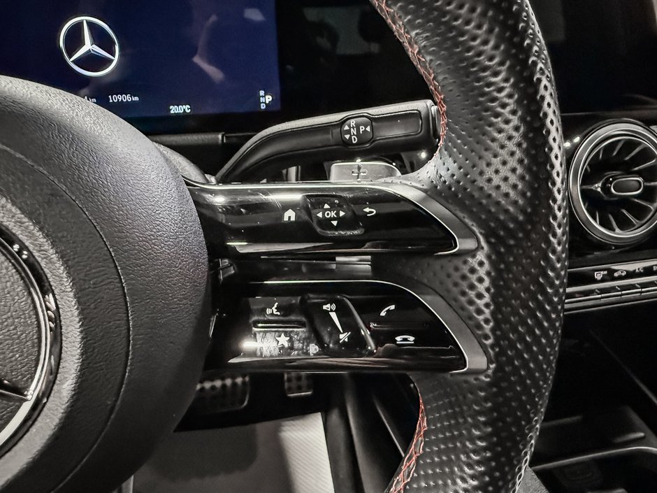 2025 Mercedes-Benz GLA 250 4MATIC-17