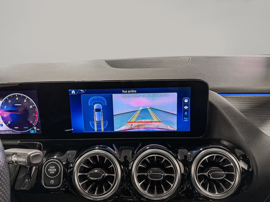 2025 Mercedes-Benz GLA 250 4MATIC-21