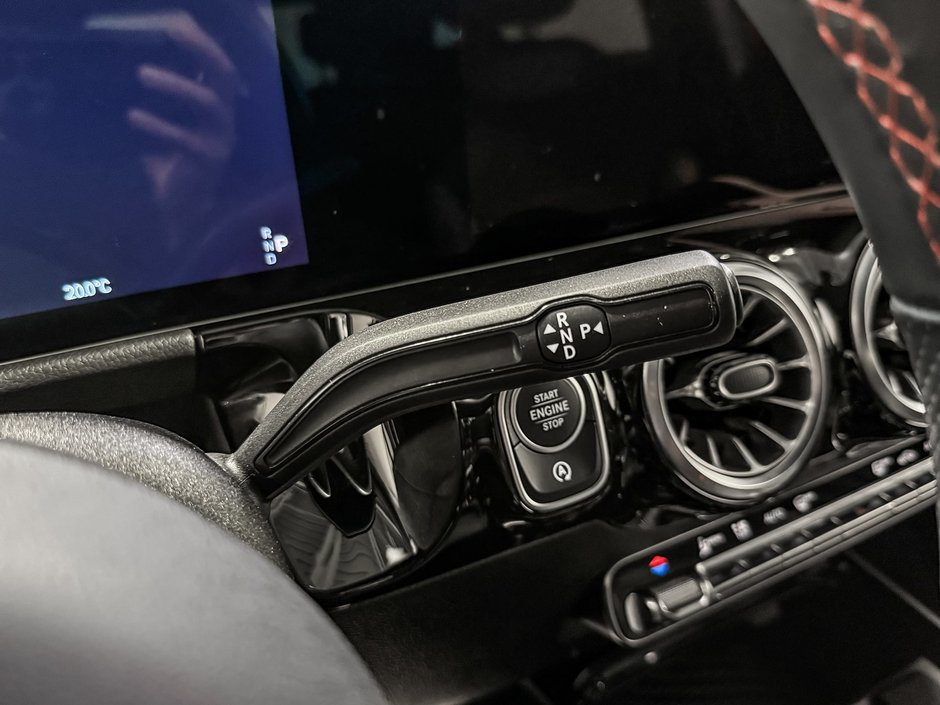 2025 Mercedes-Benz GLA 250 4MATIC-19