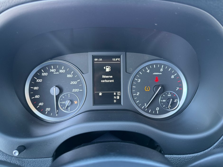 Mercedes-Benz Metris fourgonnette utilitaire Cargo 2023-18