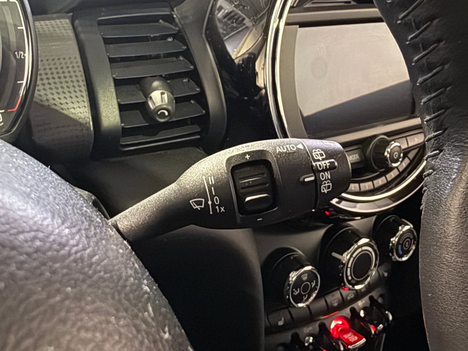 2020 MINI 3 portes Base-18