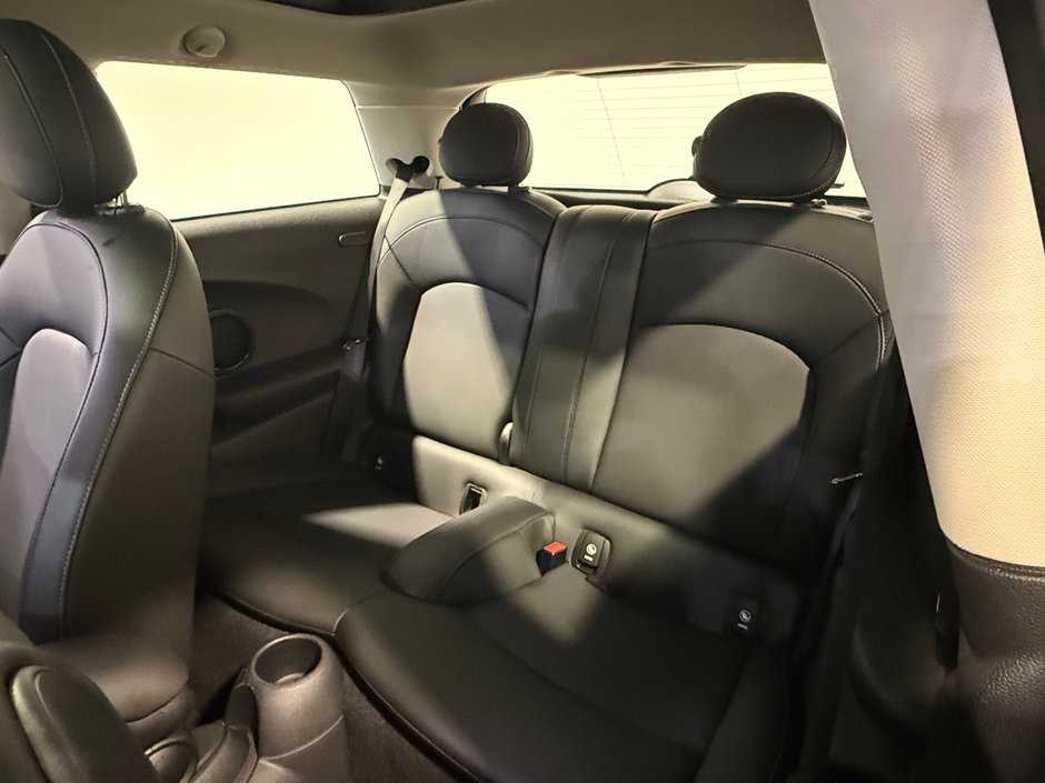 2020 MINI 3 portes Base-24
